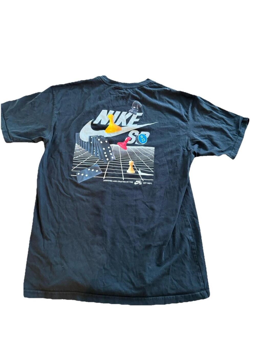 Nike SB Skateboarding Tee Muni  T Shirt Men’s Medium Cotton Loose Fit
